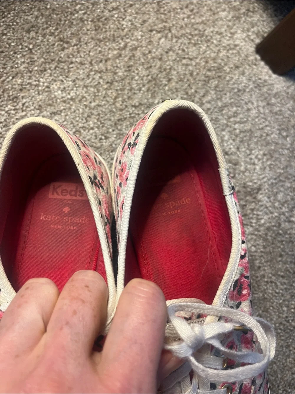 🌸🌸🌸kate spade X Keds sz9.5 Pink Roses Fair but Clean.